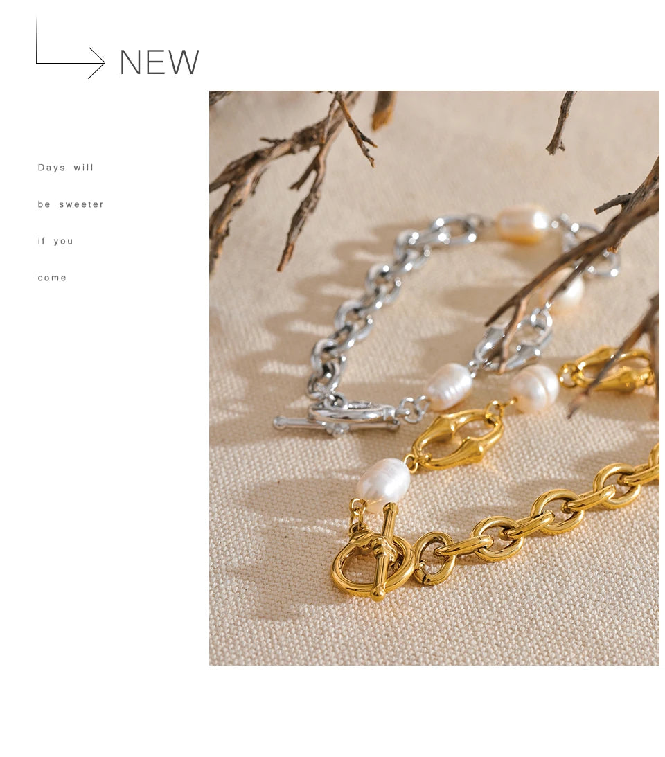 Sovict Pearl Link Toggle Bracelet