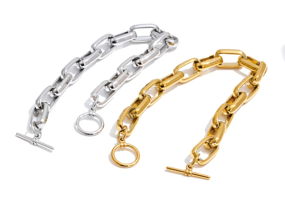 Sovict Sculpted Toggle Chain Bracelet
