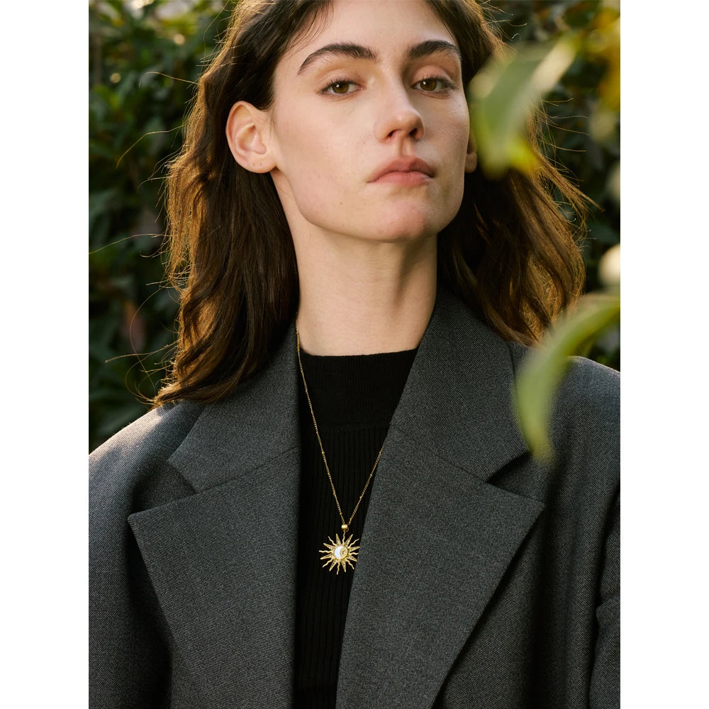 Sovict Celestial Shell Pendant Necklace
