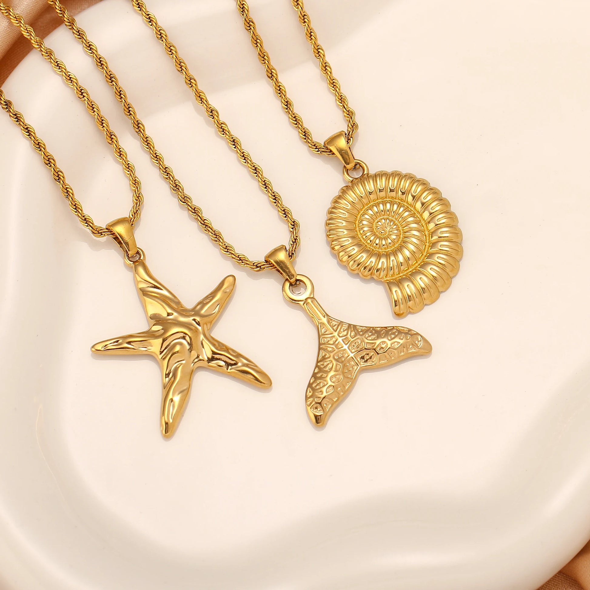 Sovict Coastal Charm Pendant Necklace