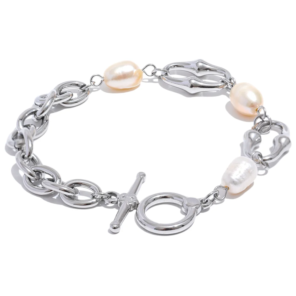 Sovict Pearl Link Toggle Bracelet