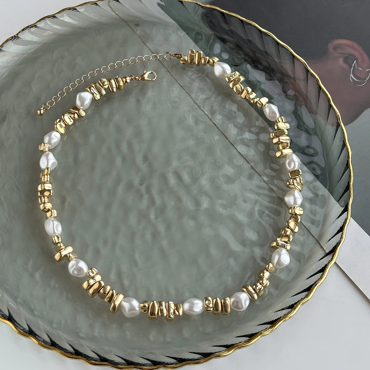 Sovict Retro Pearl Bead Choker