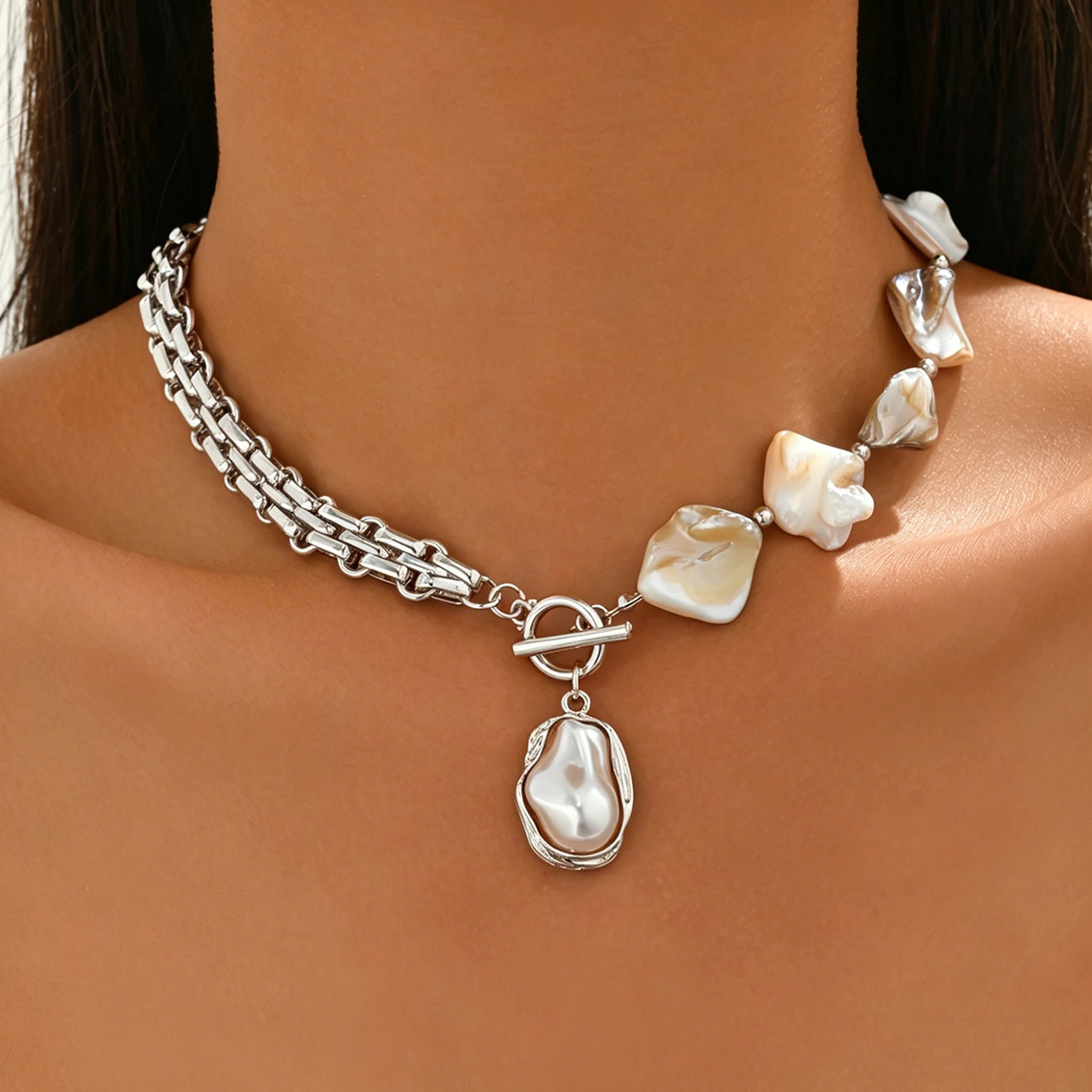 Sovict Baroque Pearl Link Choker