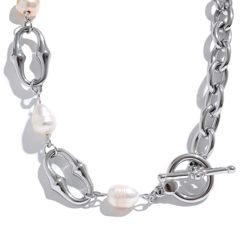 Sovict Pearl Link Toggle Bracelet