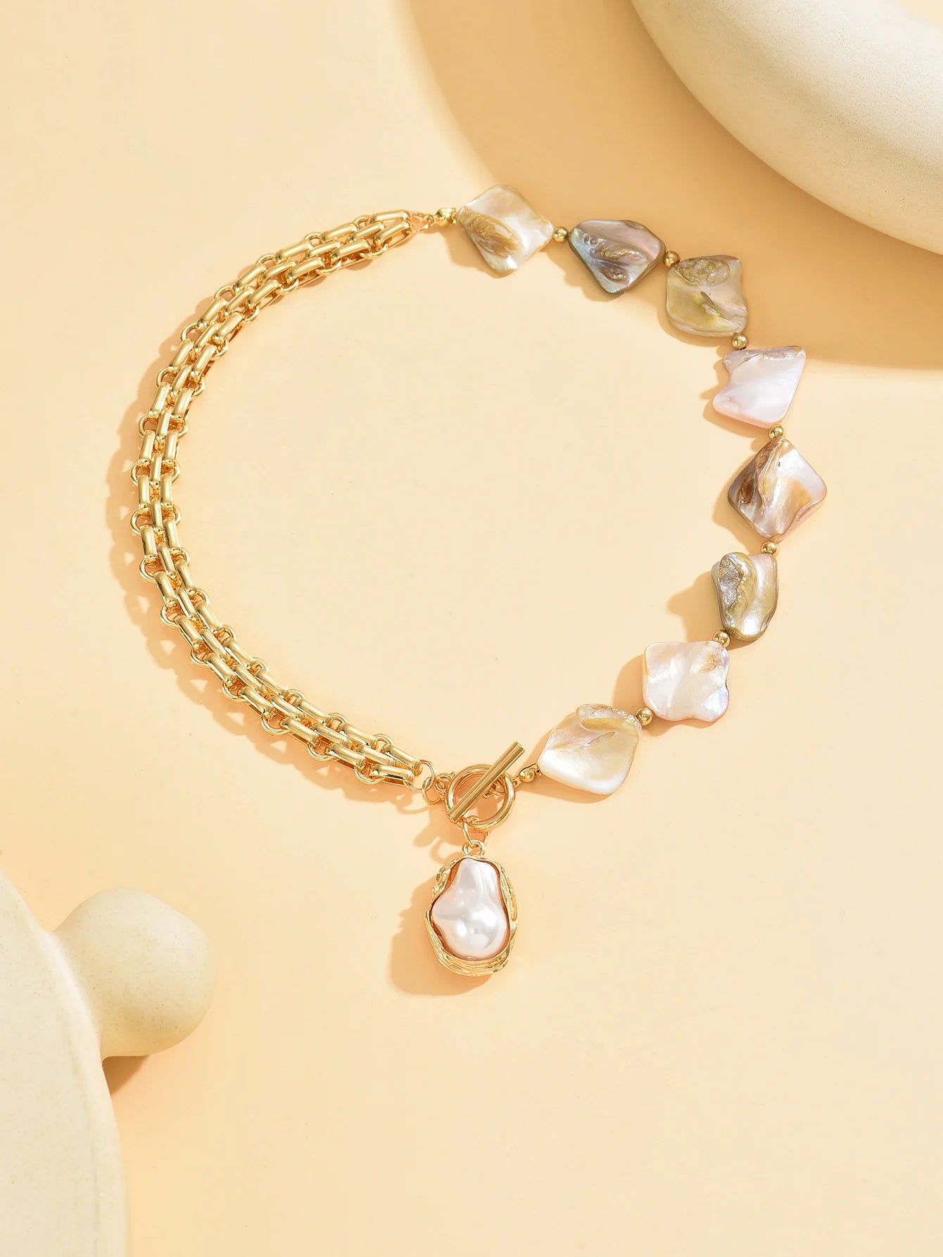 Sovict Baroque Pearl Link Choker