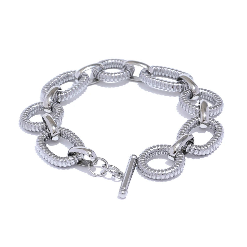 Sovict Oval Link Toggle Bracelet