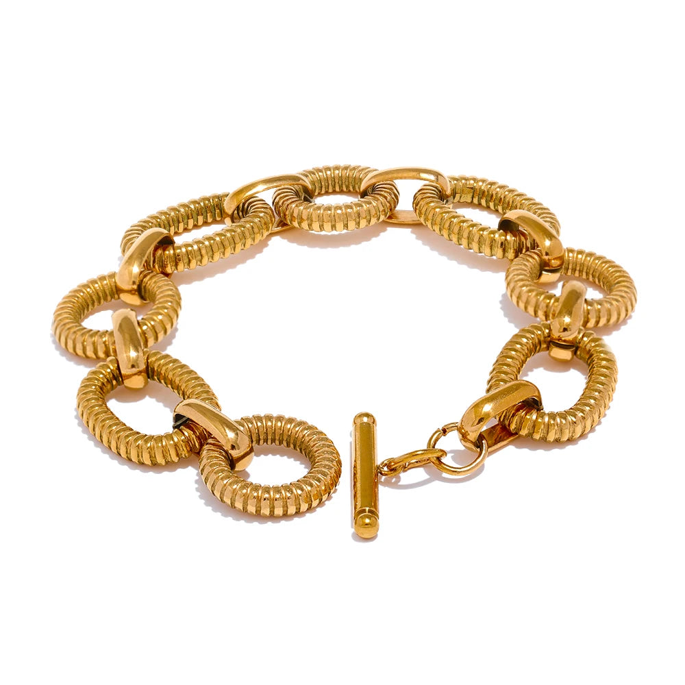 Sovict Oval Link Toggle Bracelet