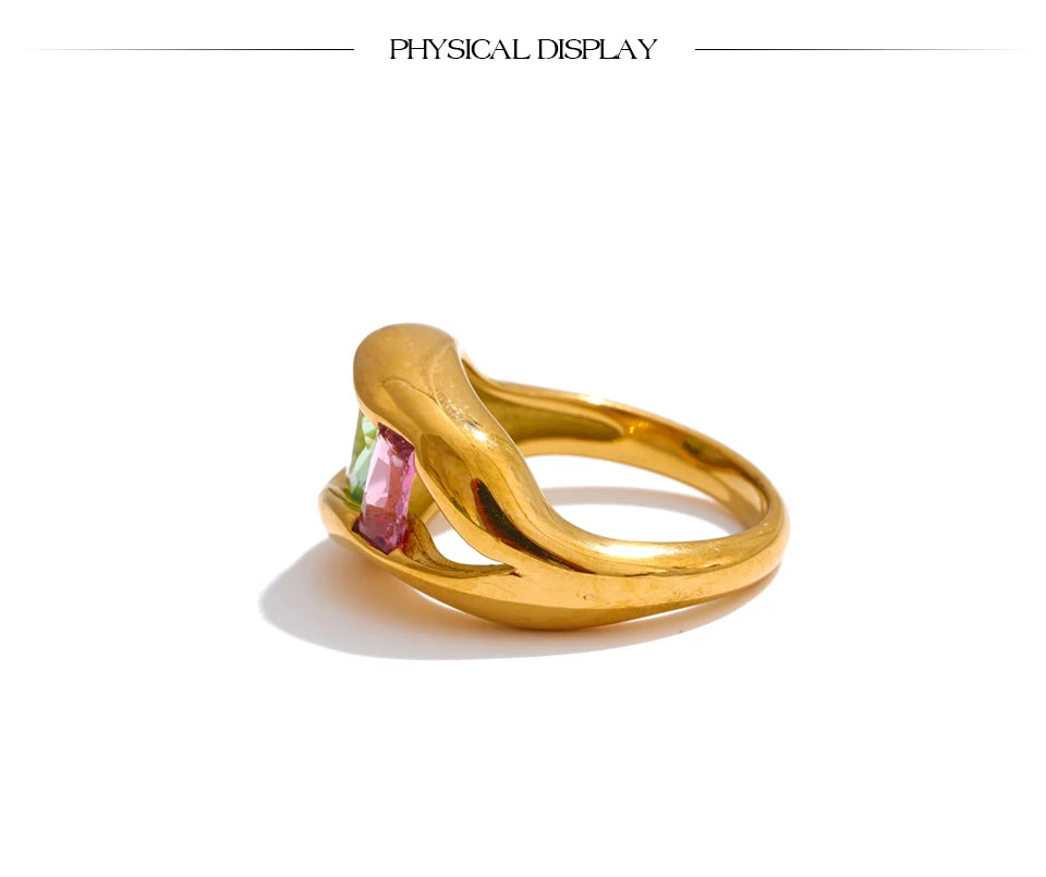 Sovict Crystal Kiss Ring