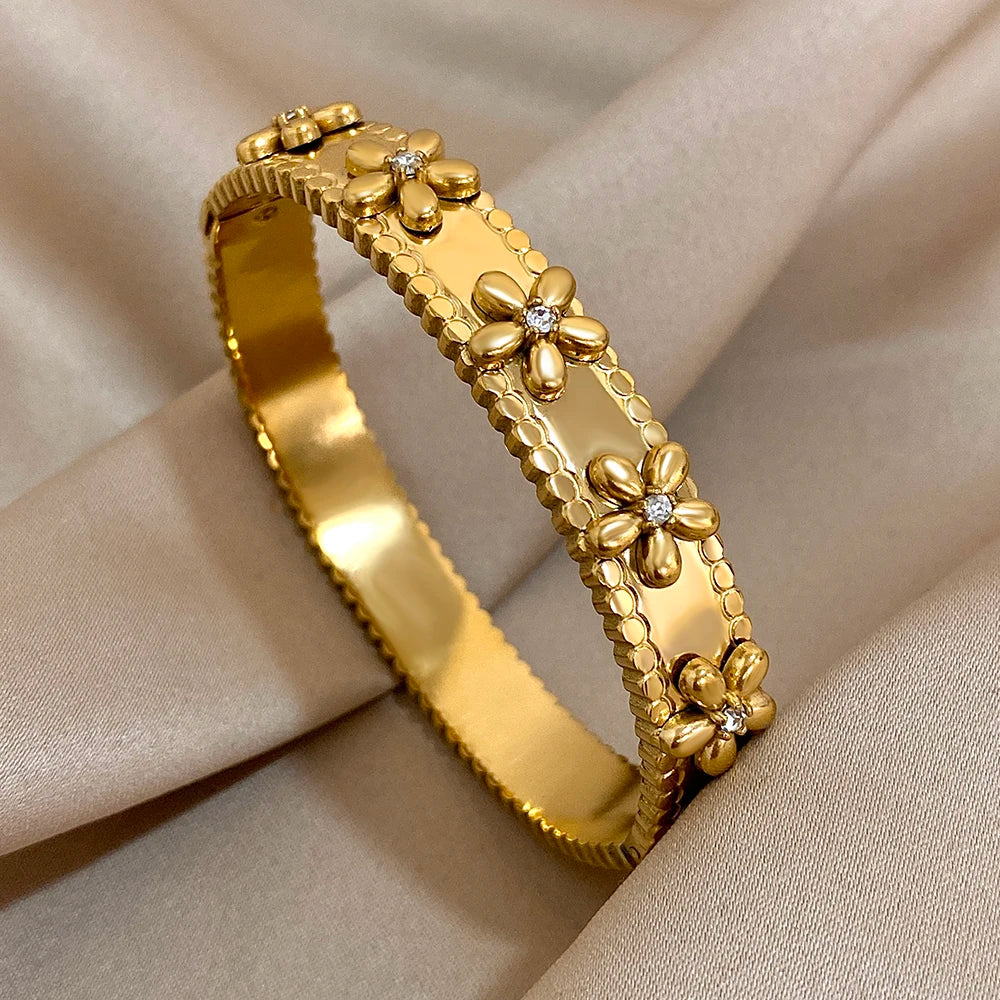 Fashion Stainless Steel Flower Inlay Rhinestone