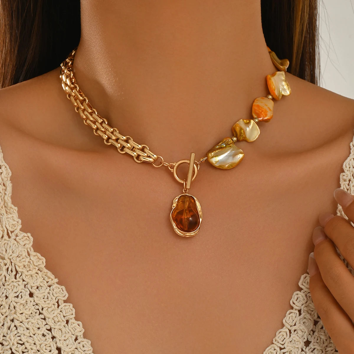 Sovict Baroque Pearl Link Choker