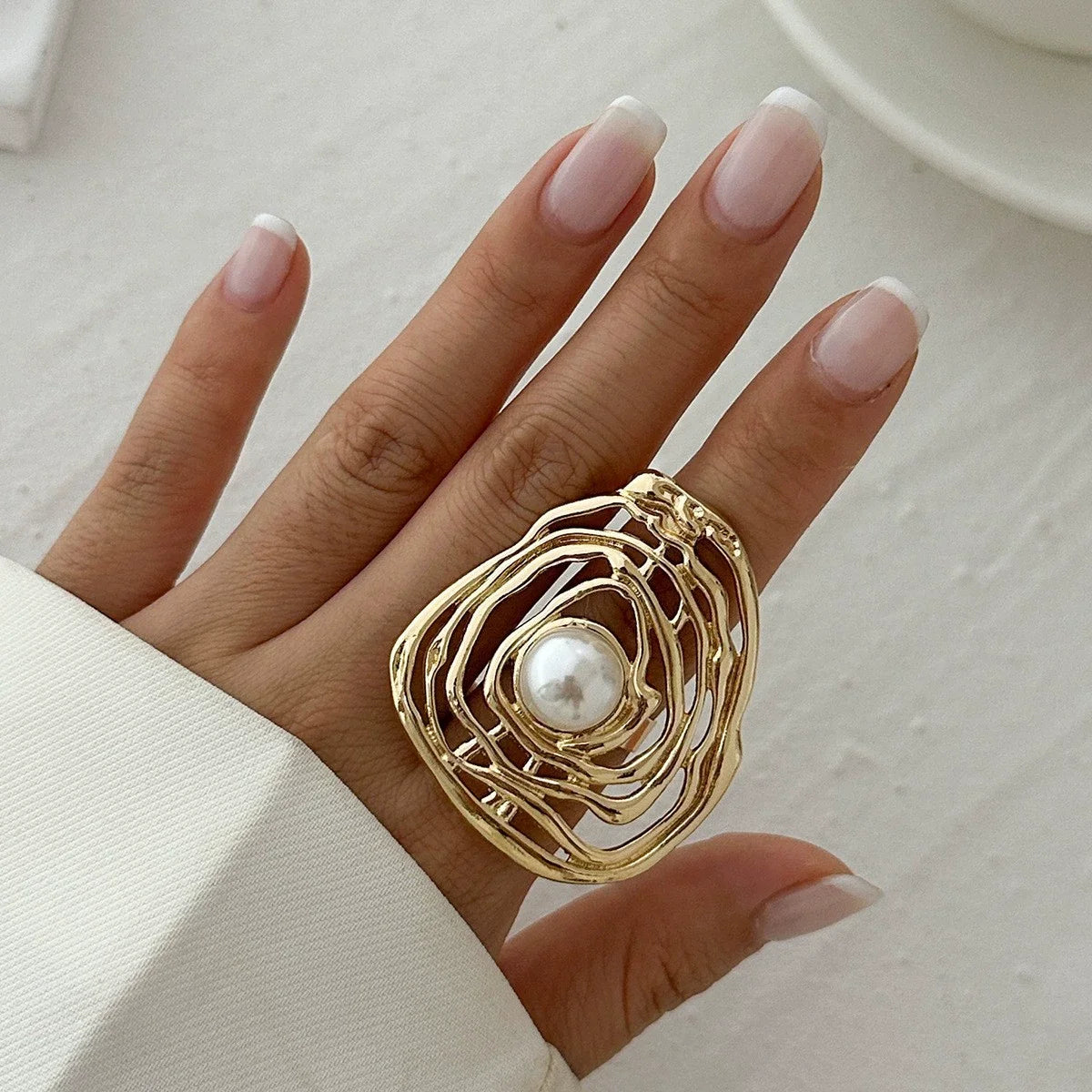 Sovict Sculpted Bloom Ring Set