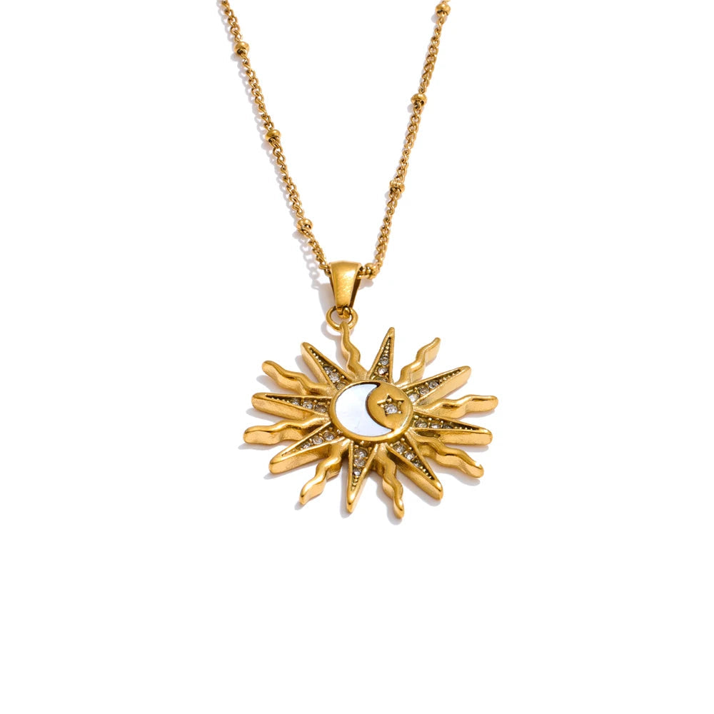 Sovict Celestial Shell Pendant Necklace
