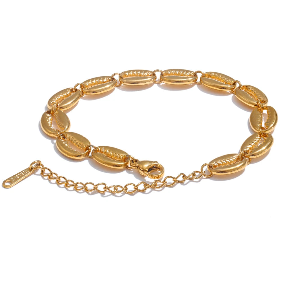 Sovict Golden Shell Charm Bracelet