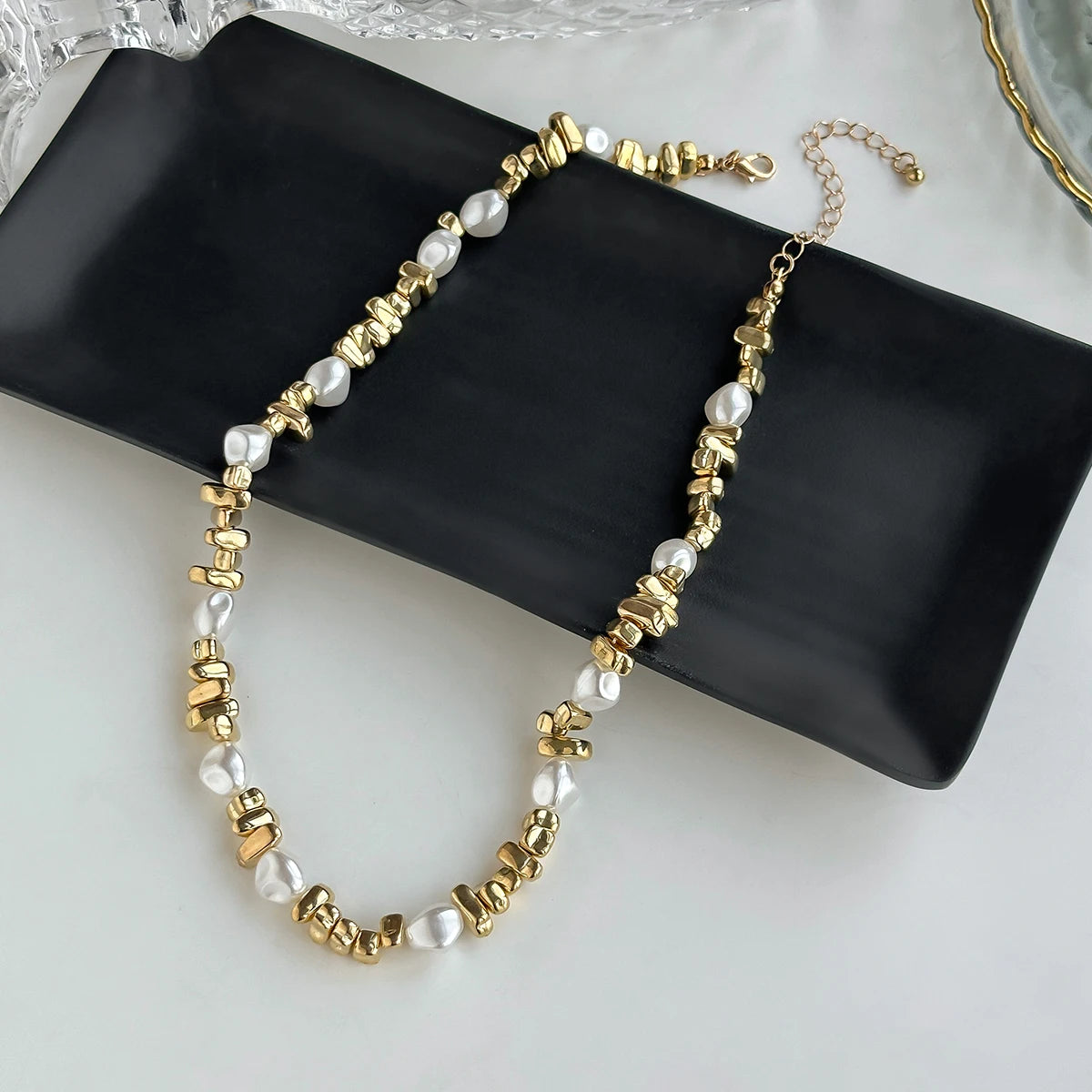 Sovict Retro Pearl Bead Choker