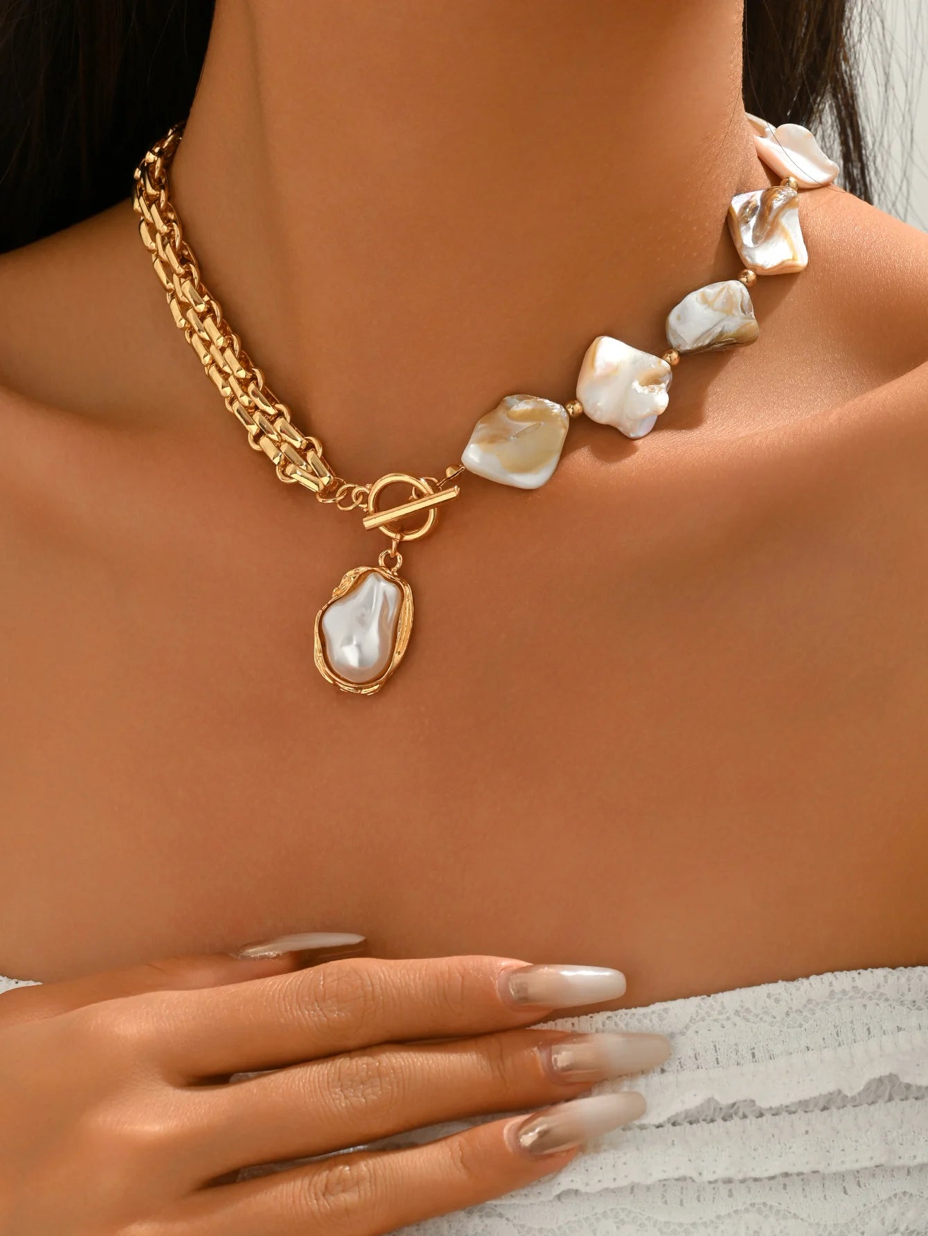 Sovict Baroque Pearl Link Choker