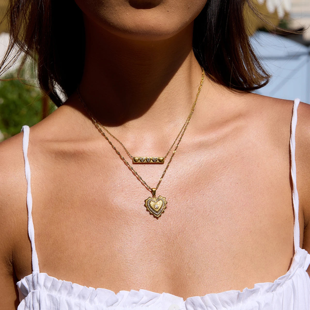 Sovict Ribbed Heart Pendant Necklace