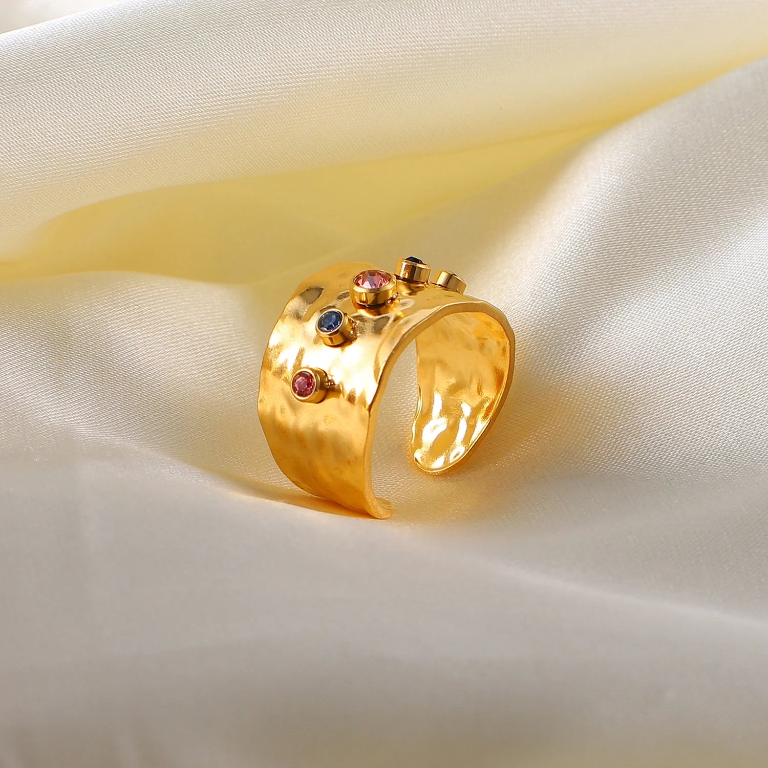 Uworld Colorful Cubic Zircon CZ Stone Crystal Wide Band Jewelry Women Stainless Steel Waterproof 18K Gold Plated Statement Rings